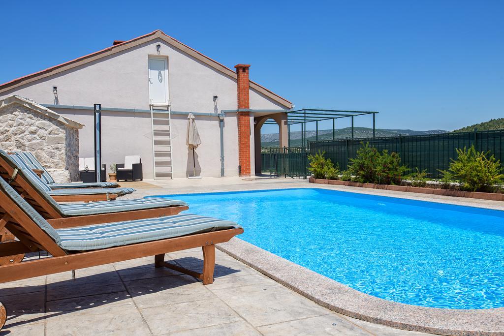 Holiday Villa Anna Primorski Dolac ภายนอก รูปภาพ